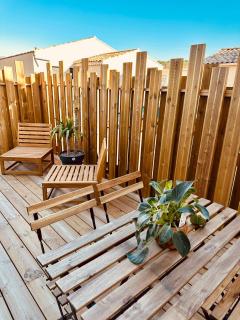 Maison ensoleillée sur-équipée avec terrasse et parking - Saint-Victor-la-Coste - 3