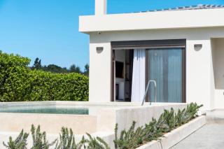 Villa Solace, A Serene Retreat With Private Pool - Koukounariá - 3