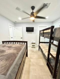 NEW! Private Lux Home Near Airport, Affordable AZ - Phoenix - 2