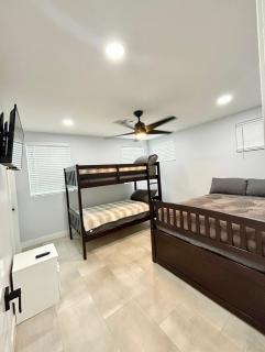 NEW! Private Lux Home Near Airport, Affordable AZ - Phoenix - 1