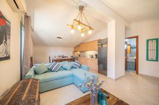 The Square Suites 2nd floor apartment - Argostoli - 7