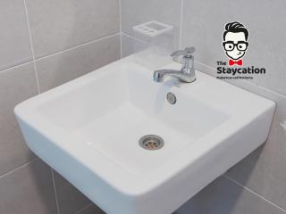 Staycation Homestay 44 Gem Suite - 1