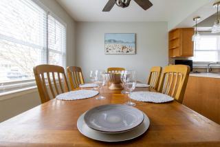 Cozy 3BR Home - Steps from the Shore - Brigantine - 7