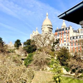 Amazing Sacre-Coeur views in Montmartre - París - 1
