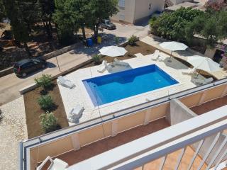 Gordy Hart of the Center Novalja with Pool - Novalja - 8