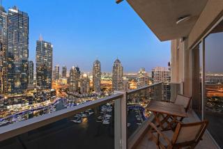 First Class 3BR Expansive Luxury Haven - Dubai - 2