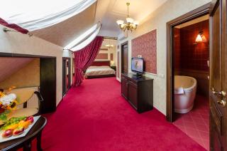 Franz Hotel&Restaurant - Ivano-Frankivsʼk - 4