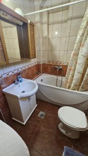 Radenović, soba - 5