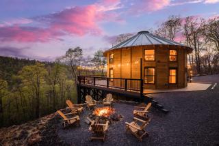 Skyline Yurt: Hot Tub~Wood Stove~WiFi~EVcharger - Front Royal - 4