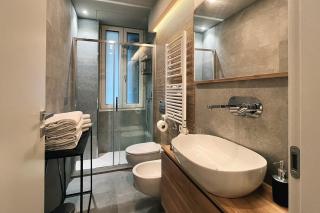 Central Charm Apartment - Milan - 8