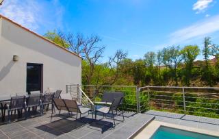 Villa contemporaine, jardin méditerranéen et piscine privée - 3