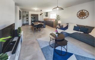 Gorgeous Home In Bassan - Bassan - 6