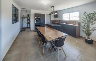 Gorgeous Home In Bassan - Bassan - 4