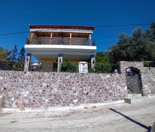 ΕΞΟΧΙΚΗ ΚΑΤΟΙΚΙΑ - 9