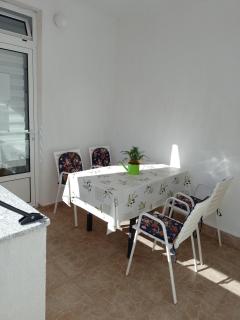 Apartman Milivoj - Tribunj - 0