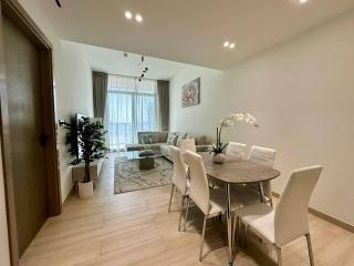 Modern 3br Apt Jvc Big Balcony Pool & Parking - 0