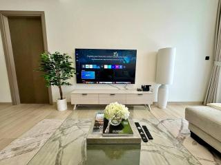 Modern 3br Apt Jvc Big Balcony Pool & Parking - 9