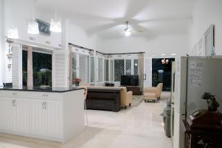Kirana Guest House Bogor - Bogor - 4