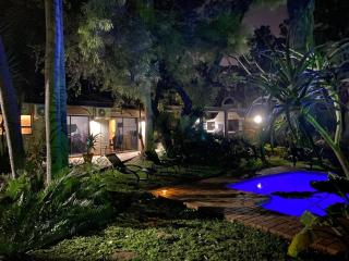 Waterfront Guest House - 9