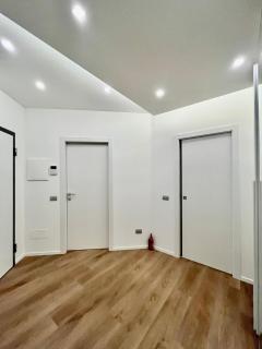 Central Side Apartment - 3