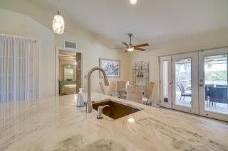 Cape Coral Home with Screened Porch 4 Mi to Beach! - Cape Coral - 1