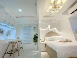 Casa De Ixia free pool access located in QC - Manila - 2