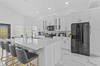 Serene Villa Haven at Allevo Homes - Kissimmee - 7