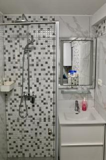 Studio Apartman UNA -self check in,free parking - Karlovac - 8