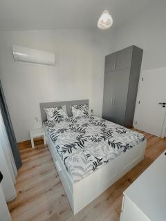 Hugo - Varna - 2