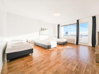 Tolstov Apartments - 1 or 3 Room Apartments with Balcony - 20 Min Messe DUS & Airport DUS - Meerbusch - 3