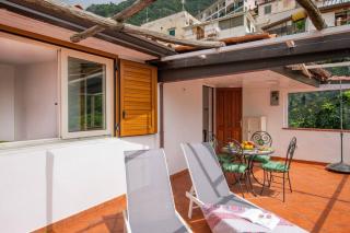 Sea View Amalfi Coast Retreat - 4