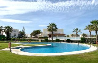Apartamento con vistas al mar en urbanización en primera linea de playa - Vera - 0