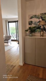 LUXI luxuriöses Appartement mit Terrasse und Garten mitten in Berlin - 2