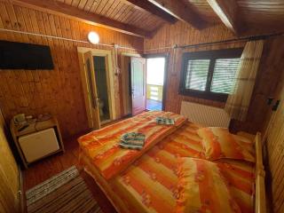 Casutele Likas - Lacul Roşu - 3