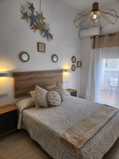 Triplex Adosado de cuatro dormitorios de esencia marítima a 2 minutos de la playa! - 7