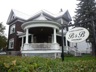 Le Petit Château Montebello B&B - Montebello - 0