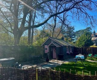 Tiny Romantic Retreat with Hot Tub on a Country Estate near Cardigan Bay in Eryri Snowdonia - Llanbedr - 5