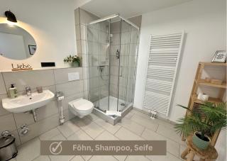 Buddha Apartment - stadtnah, Balkon, Parkplatz, E-Ladestation für Autos & Fahrräder, Fitnessstudio - Coblença - 7