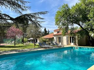 Villa des Trois Pins - Piscine, Climatisation, Pétanque et Tennis - Rousset - 0