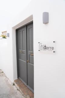 The Wine Cellar House by A Terre Cave Villas - 2