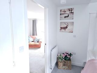 Ipswich - 3 Beds - Sleeps 6 - Private Garden - 4