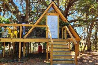 A Secluded Quiet Oasis with Beach Pass - St. Helena Island - 0