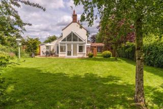 Dog friendly cottage on the edge of the Norfolk Broads - Hickling - 0