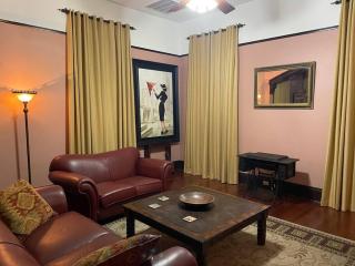 Historic Mansion - Arabi - 6