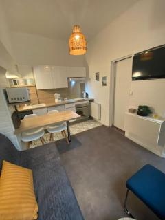 Beau studio avec chambre séparée à 100m de la Gare - Rouen - 2