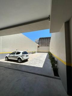 Luminoso y moderno departamento - 4