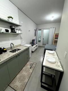 8- Studio prox Uel e Shop catuai - Londrina - 2