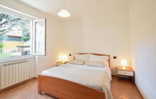 1 Bedroom Lovely Apartment In Domaso - Domaso - 6