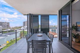 Regatta Hideaway - A Breezy Balcony Residence - Brisbane - 9