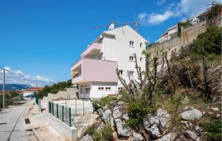 Stunning Apartment In Komarna With Wifi - Komarna - 3